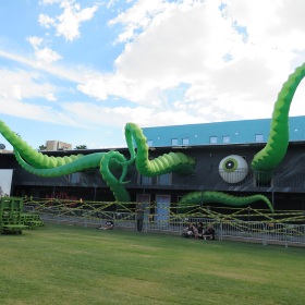 Tentacles Large no suckers -  And eyeball - Inflatable tentacles